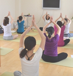 マタニティヨガ